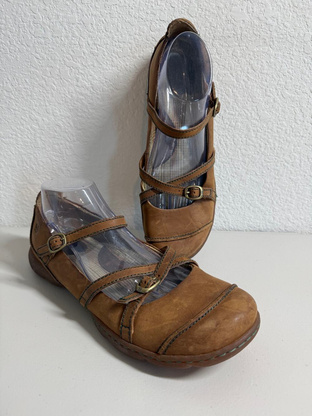 Born Tan Leather Multi Strap Shoes Womens Size 11 Buckles